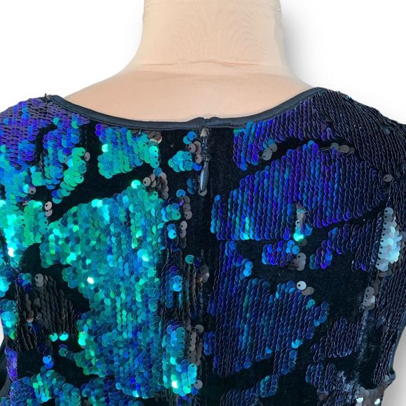 NYE SEQUINS! Mini Dress Blue Green Sequins Black Velvet Vneck Sleeveless… - Picture 5 of 10